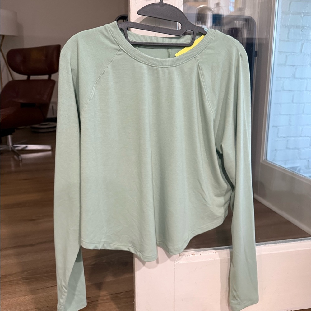 All in motion long sleeve workout top NWT size small